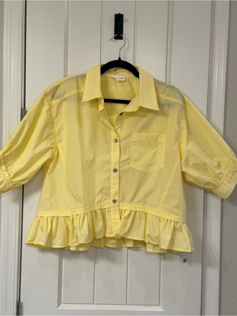 entro Yellow Ruffle-Hem Button Down Shirt